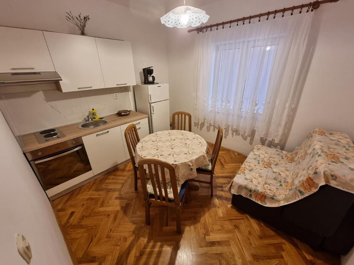 Apartments Tuzlak Povile Luaran gambar